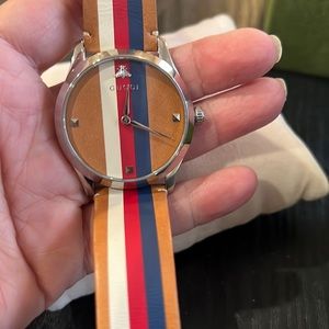 G-Timeless Quartz Brown/Red/Blue Dial Men's Watch Gucci watch